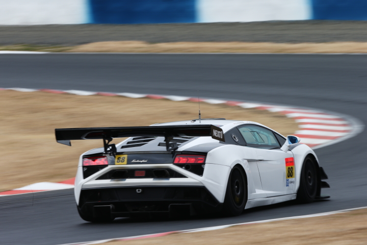 岡山ファン感謝デー公式テスト3回目: 織戸学／平峰一貴組（マネパランボ GT3）