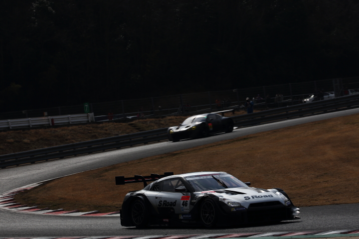 岡山ファン感謝デー公式テスト3回目: 本山哲／柳田真孝組（S Road MOLA GT-R）