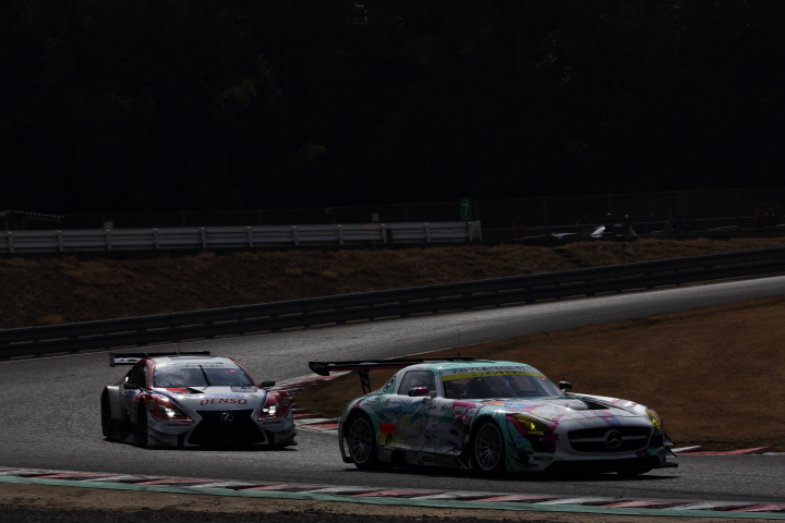 岡山ファン感謝デー公式テスト3回目: 谷口信輝／片岡龍也組（グッドスマイル初音ミクSLS）