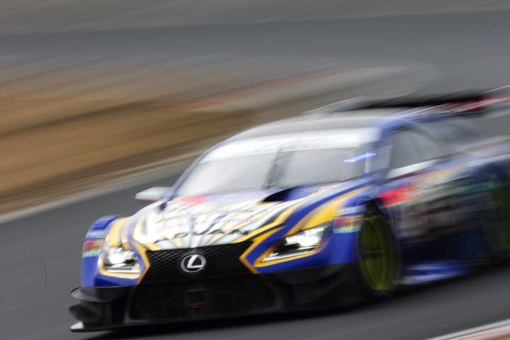 岡山ファン感謝デー公式テスト4回目: 平手晃平／ヘイキ･コバライネン組（DENSO KOBELCO SARD RC F）