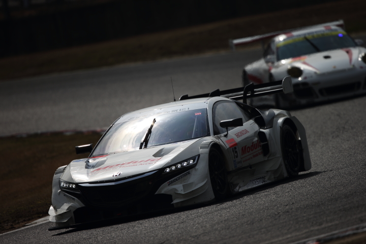 岡山ファン感謝デー公式テスト4回目: 小暮卓史／オリバー･ターベイ組（ドラゴモデューロNSX CONCEPT-GT）