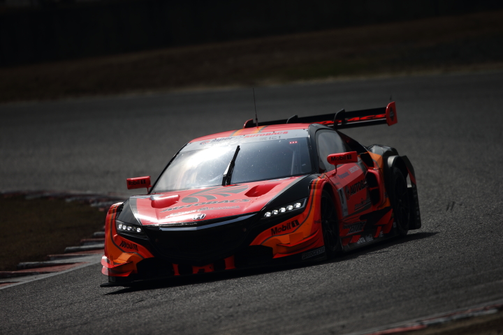 岡山ファン感謝デー公式テスト4回目: 松浦孝亮／野尻智紀組（ARTA NSX CONCEPT-GT）