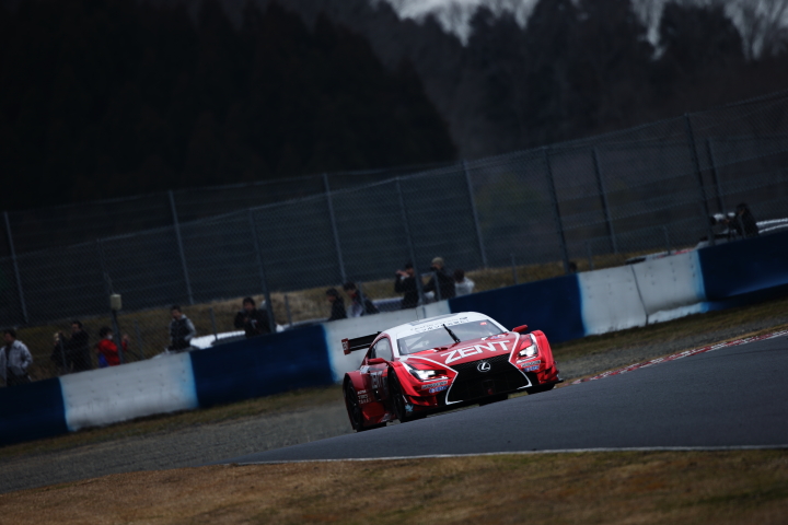岡山ファン感謝デー公式テスト4回目: 立川祐路／石浦宏明組（ZENT CERUMO RC F）