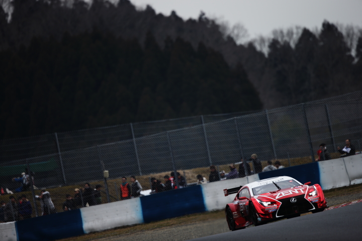 岡山ファン感謝デー公式テスト4回目: 立川祐路／石浦宏明組（ZENT CERUMO RC F）