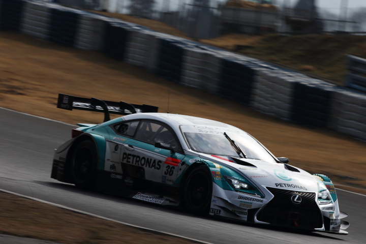 岡山ファン感謝デー公式テスト4回目: 伊藤大輔／ジェームス･ロシター組（PETRONAS TOM'S RC F）