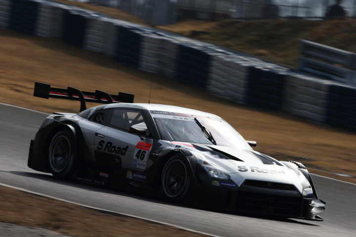 岡山ファン感謝デー公式テスト4回目: 本山哲／柳田真孝組（S Road MOLA GT-R）