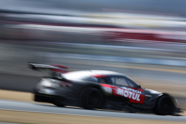 岡山ファン感謝デー公式テスト4回目: 松田次生／ロニー･クインタレッリ組（MOTUL AUTECH GT-R）