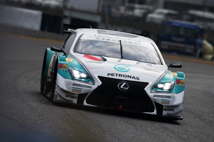 岡山ファン感謝デー公式テスト4回目: 伊藤大輔／ジェームス･ロシター組（PETRONAS TOM'S RC F）