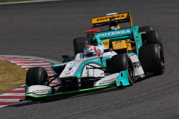 オープニングラップ参加車両ラインナップ: CarNo.1 中嶋一貴（PETRONAS TEAM TOM’S）