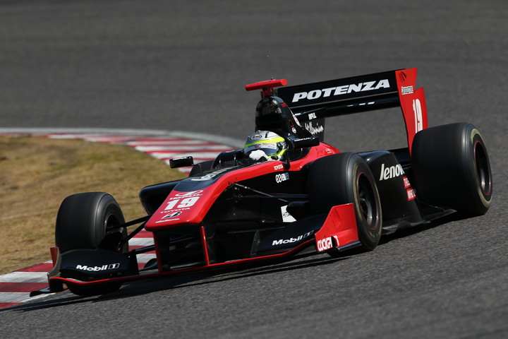 オープニングラップ参加車両ラインナップ: CarNo.19 安田裕信（Lenovo TEAM IMPUL）