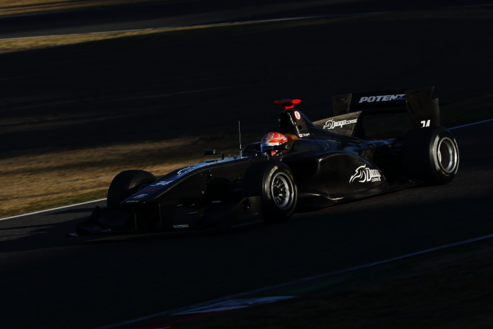 第1回公式合同テスト: 小暮卓史（ドラゴ・コルセ）