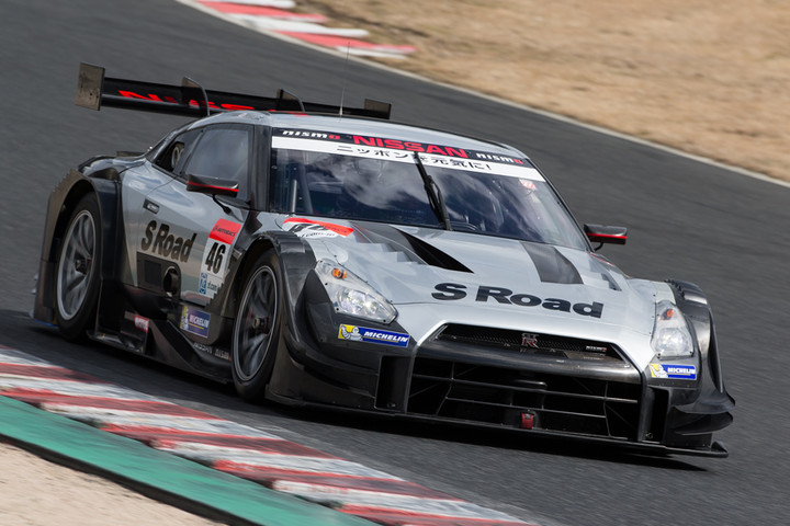 メーカーテスト: 本山哲／柳田真孝組（S Road MOLA GT-R）