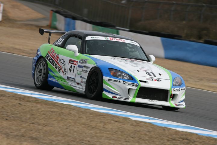 ST-4クラスポールポジションは鶴田和弥／吉田靖之／長谷川伸司組（車買取りHERO'S×TRACY SPORTS ings S2000）