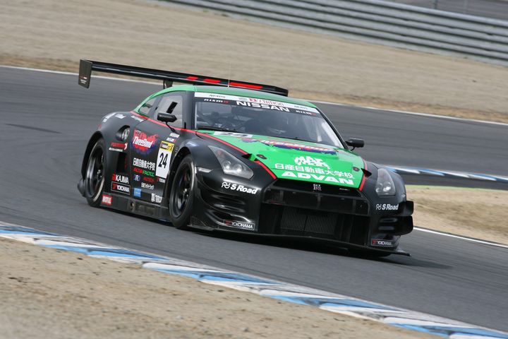 ウォームアップ: ST-Xクラストップタイムは星野敏／藤井誠暢／高星明誠組（スリーボンド日産自動車大学校GT-R）