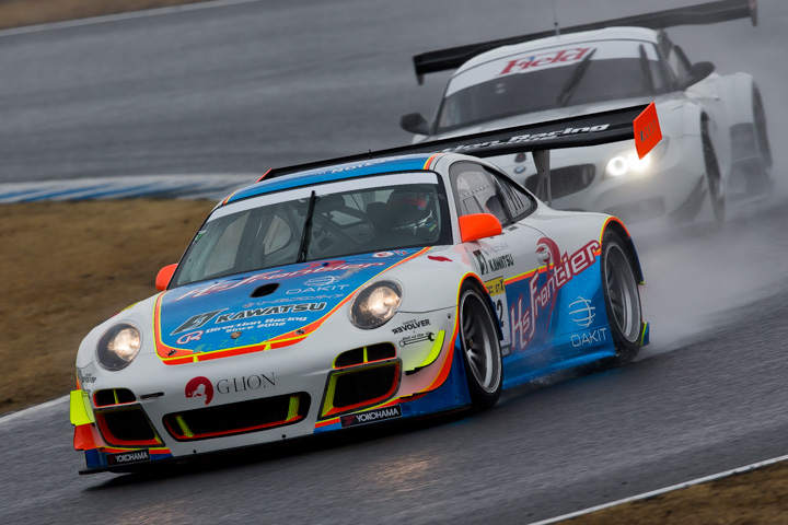 テストデー: PORSCHE 911 GT3（ディレクションレーシング）