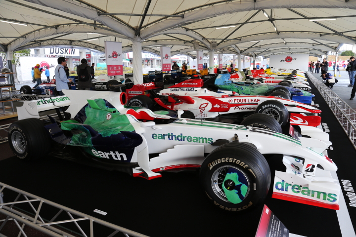 ファン感謝デー: ホンダのF1マシンたち