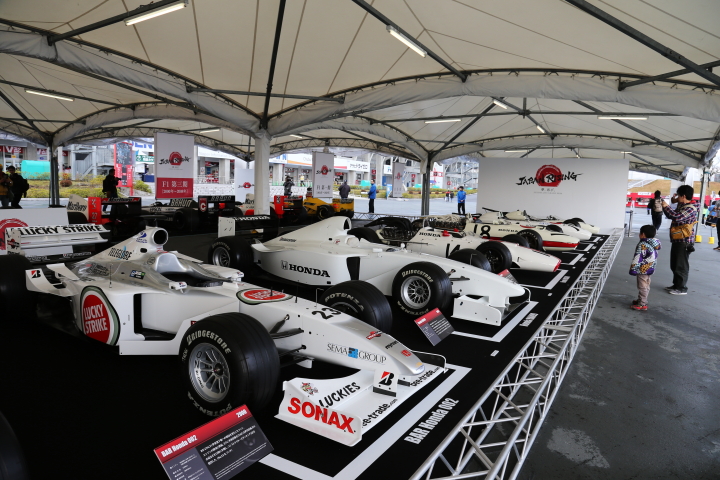 ファン感謝デー: ホンダのF1マシンたち