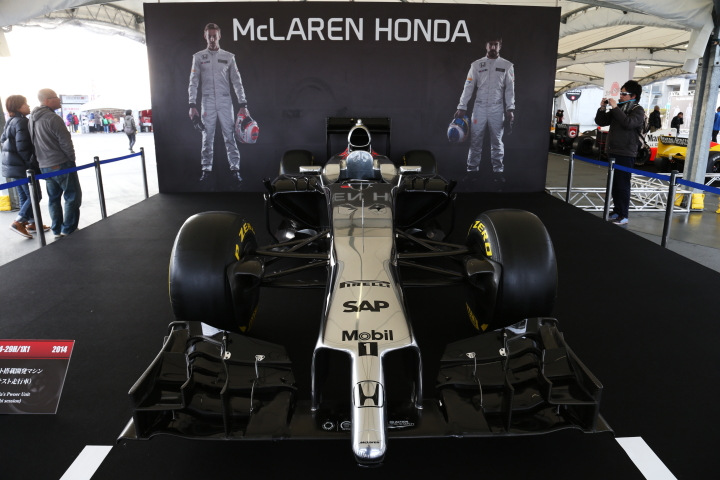 ファン感謝デー: マクラーレンホンダMP4-30