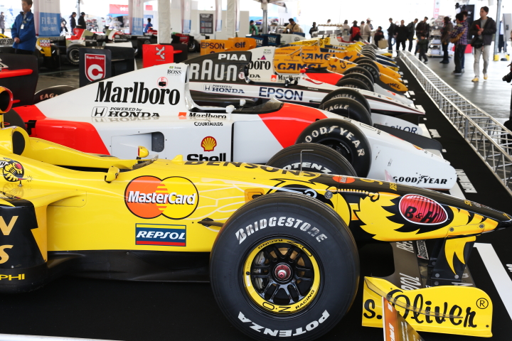 ファン感謝デー: ホンダのF1マシンたち