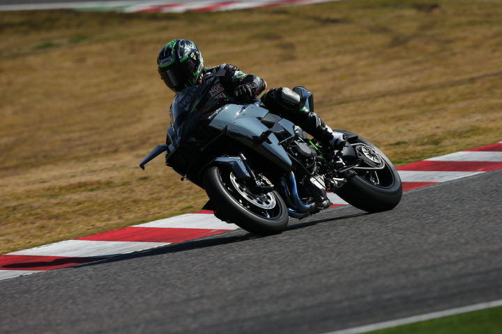 ファン感謝デー: カワサキNinja H2R