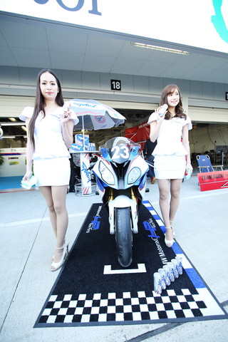 ファン感謝デー: レースクイーン