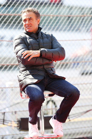 ファン感謝デー: ジャン・アレジ