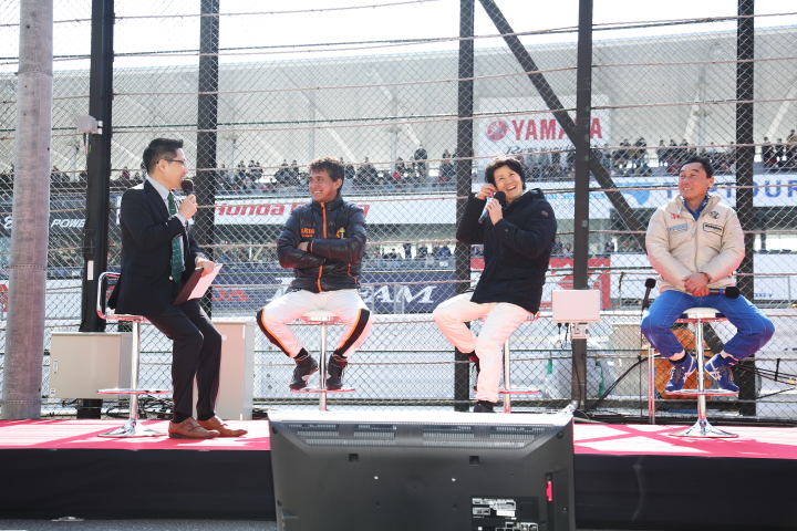 ファン感謝デー: 鈴木亜久里、中野信治、中嶋悟のトークショー