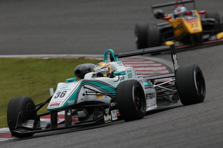 決勝3位は山下健太（PETRONAS TOM'S F312）