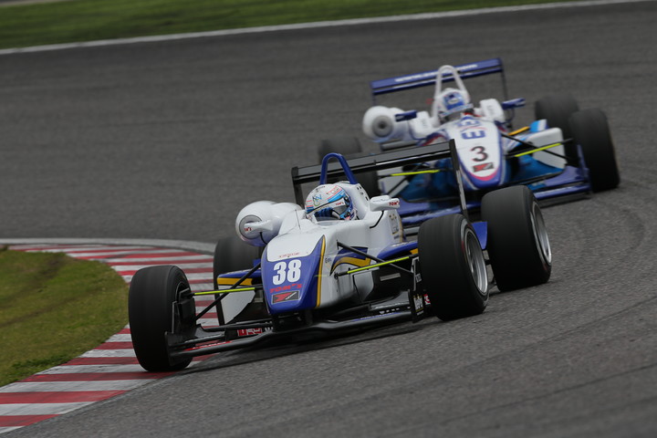 Nクラス優勝は小河諒（KeePer TOM'S F306）