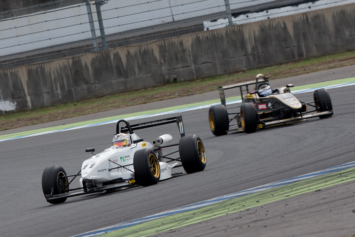 優勝は牧野任祐（DODIE・制動屋・ルーニー）