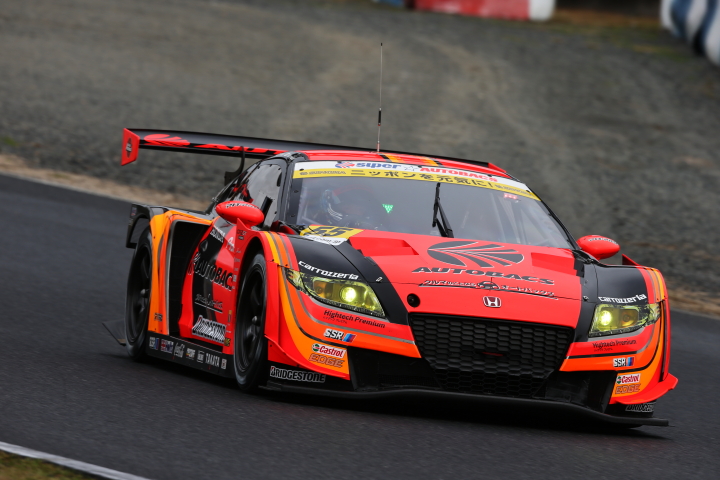 公式練習: GT300クラス・ARTA CR-Z GT（高木真一／小林崇志組）