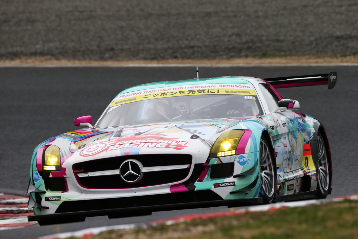 公式練習: GT300クラス・グッドスマイル初音ミクSLS（谷口信輝／片岡龍也組）