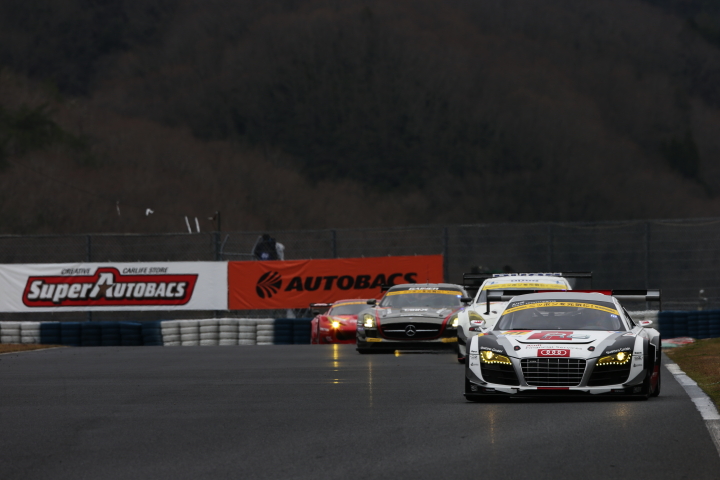 公式練習: GT300クラス・Audi R8 LMS ultra（リチャード・ライアン／藤井誠暢組）