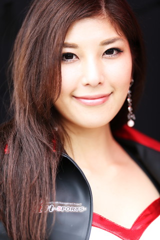 ピットウォーク: レースクイーン