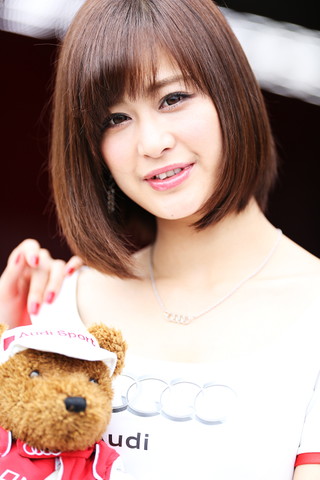 ピットウォーク: レースクイーン