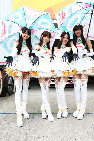 ピットウォーク: レースクイーン