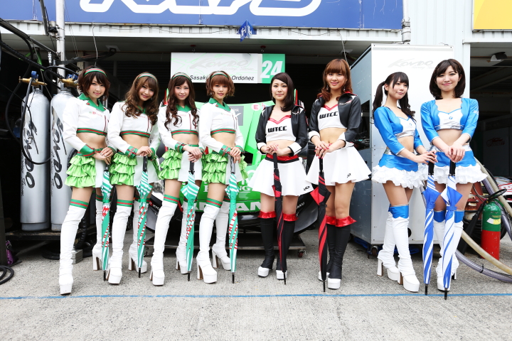 ピットウォーク: レースクイーン