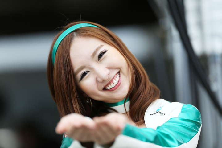 GTキッズウォーク: レースクイーン