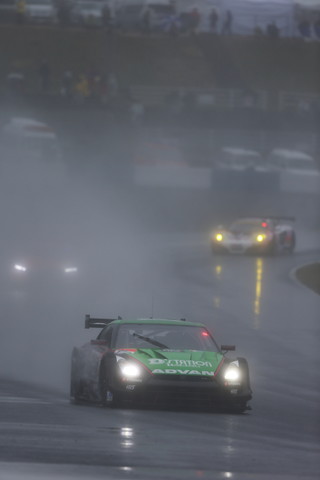 フリー走行: GT500クラス・D'station ADVAN GT-R（佐々木大樹／ルーカス・オルドネス組）