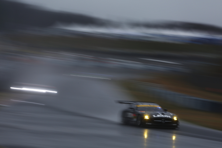 フリー走行: GT300クラス・LEON SLS（黒澤治樹／蒲生尚弥組）