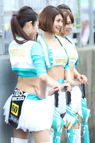 ピットウォーク: レースクイーン