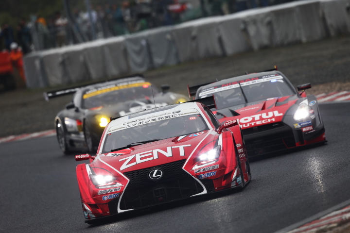 GT500クラス・ZENT CERUMO RC Fの立川祐路／石浦宏明組