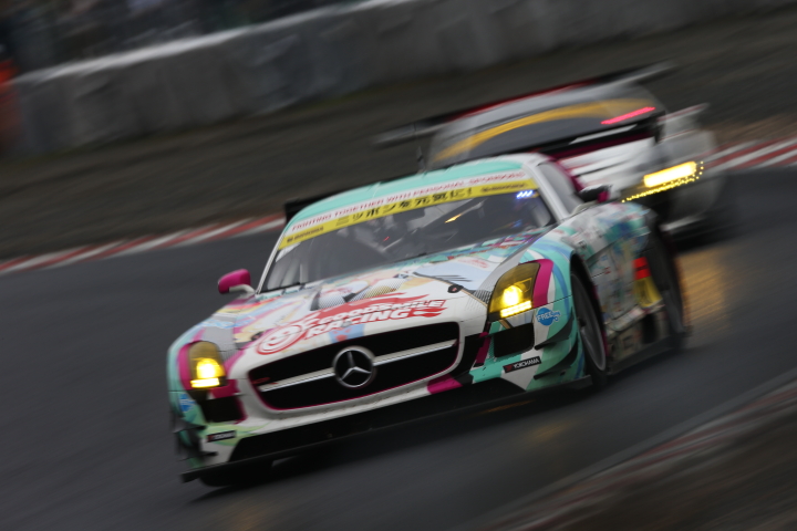GT300クラス・グッドスマイル初音ミクSLSの谷口信輝／片岡龍也組