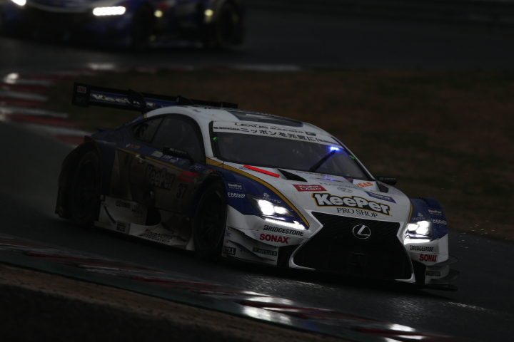 GT500クラス・KeePer TOM'S RC Fのアンドレア・カルダレッリ／平川亮組