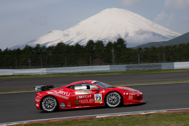 Category Ⅱクラス・TEAM NAORYU 458の船井俊仁／東 徹次郎組