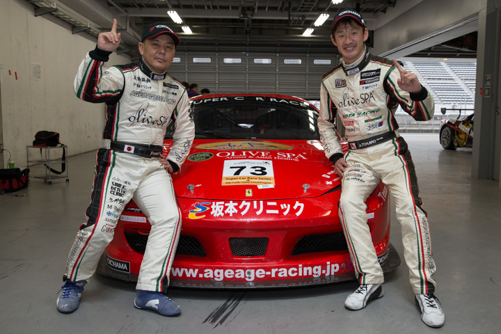 カテゴリーⅡで優勝した船井俊仁／東徹次郎組（TEAM NAORYU 458）