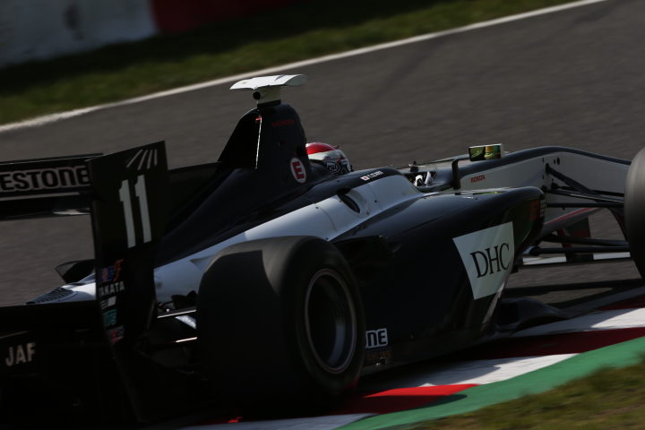 フリー走行1回目: 伊沢拓也（REAL SF14）