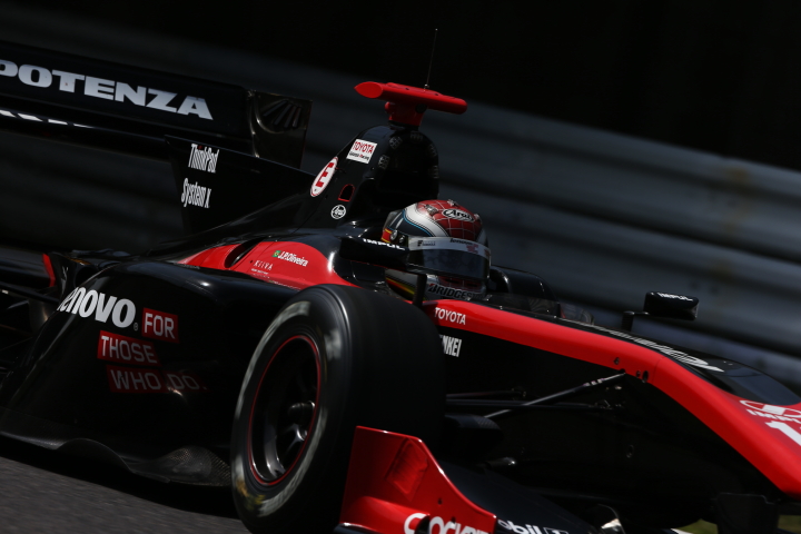 フリー走行1回目: ジョアオ・パオロ・デ・オリベイラ（LENOVO TEAM IMPUL SF14）