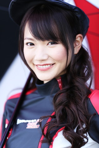 ピットウォーク: レースクイーン