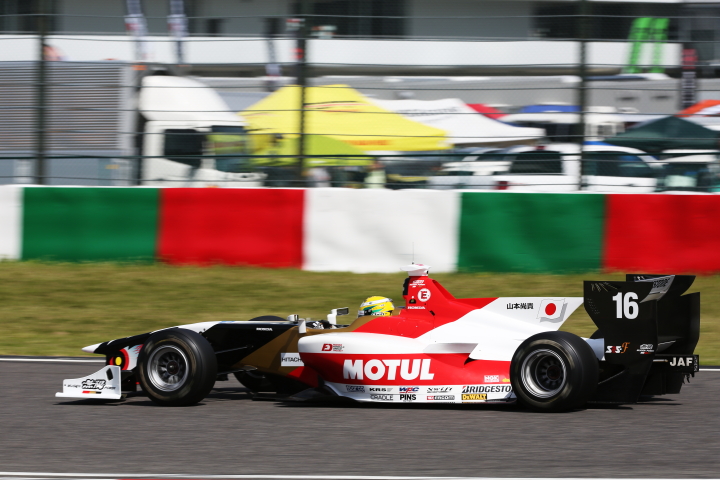 ノックアウト予選Q1: 山本尚貴（TEAM 無限SF14）